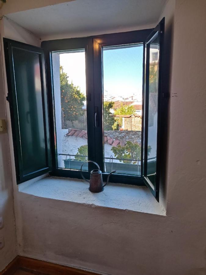 Acogedora Casa De Pueblo Con Piscina Villa ฟูเอนเตรีโดส ภายนอก รูปภาพ
